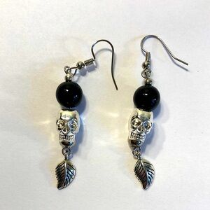 Silver and Black Color Skull Earrings